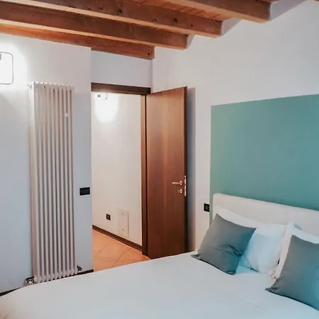 Tra Le Di Reggio - Zaccagni Apartment *